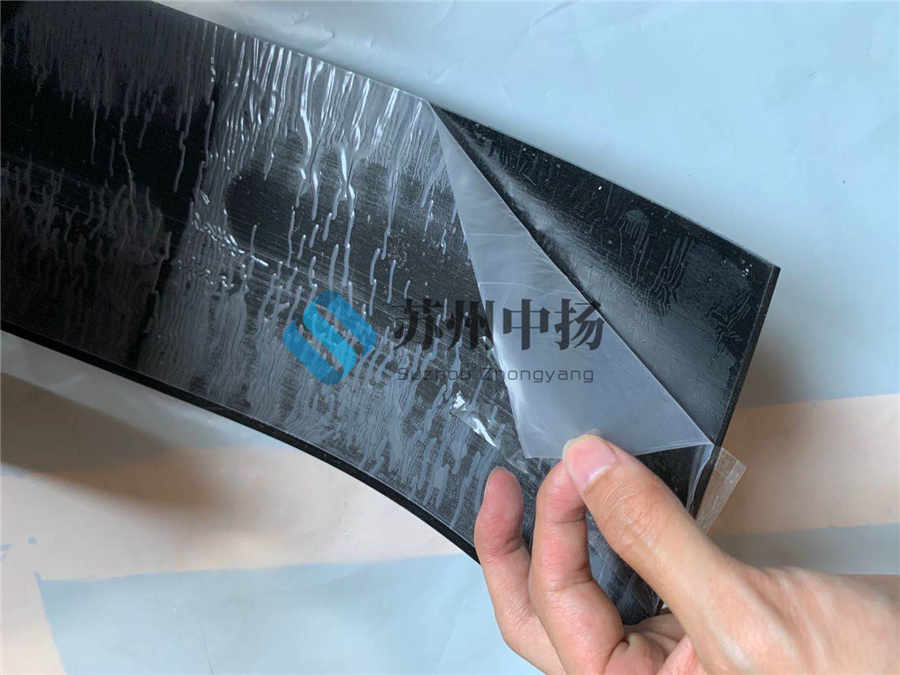 ��s�p�@��